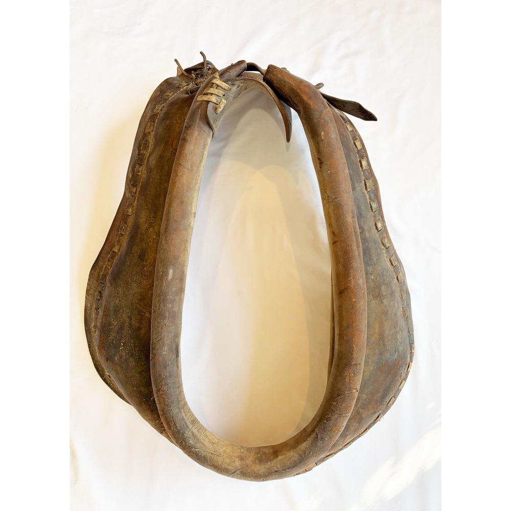 vintage or antique leather horse collar, 20"Lx24"H